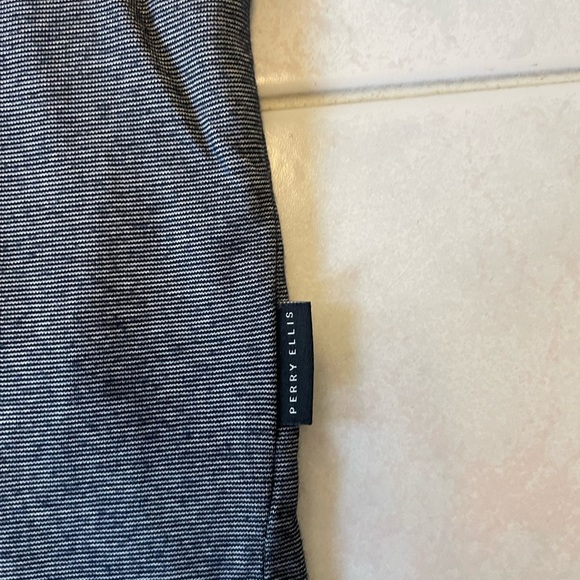 Gray Perry‎ Ellis Polo Shirt - Picture 7 of 7